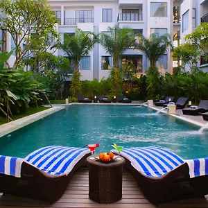 Apartahotel Umalas Y Residencia